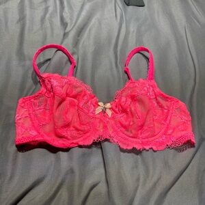 Victoria’s Secret hot pink lace bra size‎ 34C